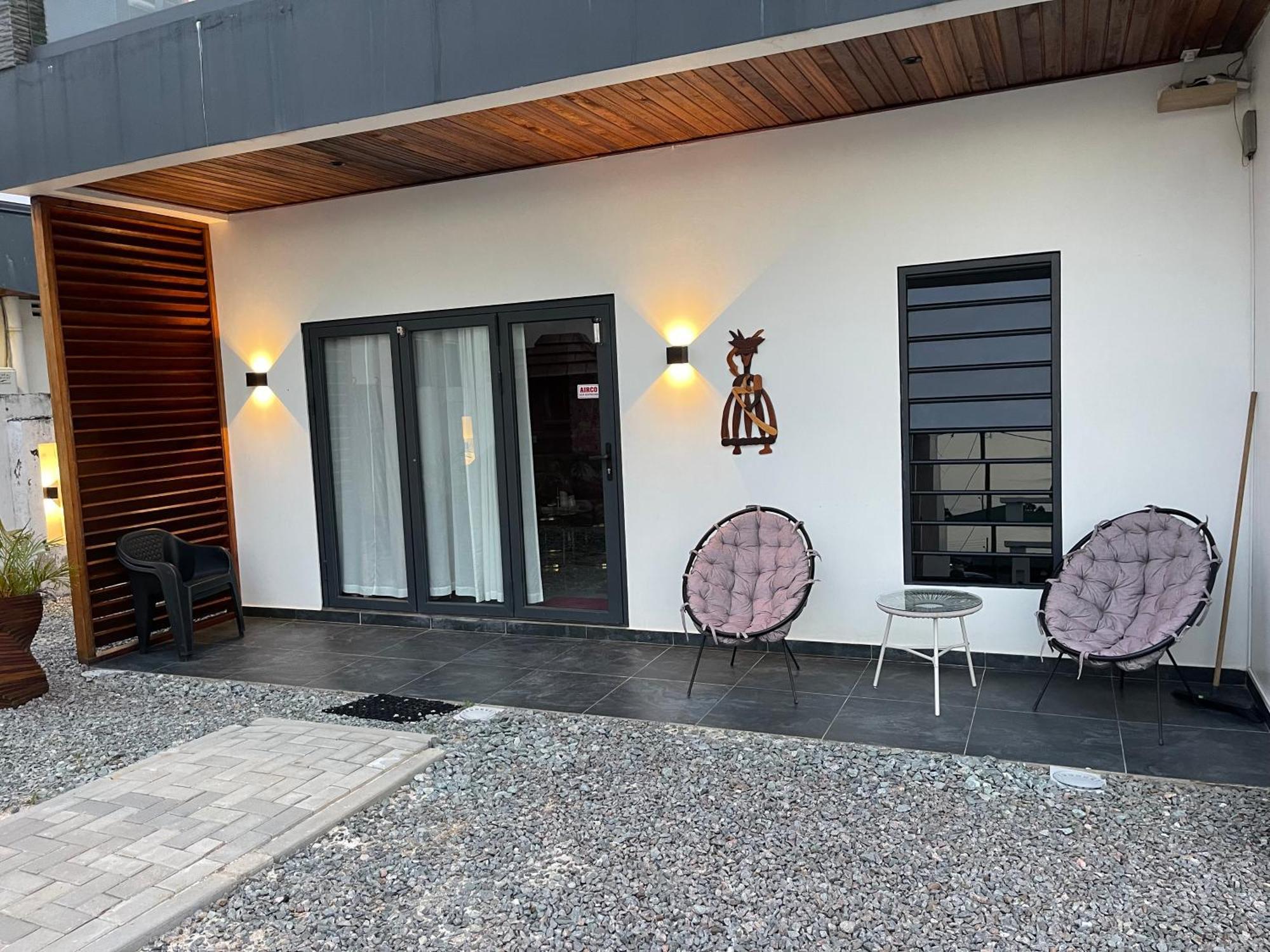 Boa Vista Appartementen 帕拉马里博 外观 照片