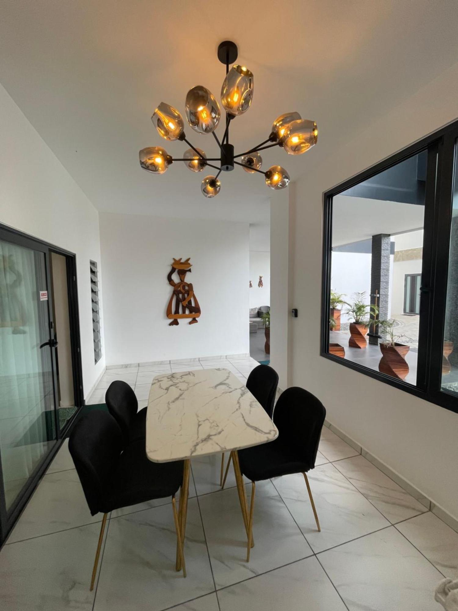 Boa Vista Appartementen 帕拉马里博 外观 照片